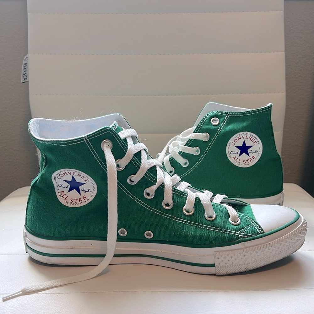 Green High Top Chuck Taylors Converse Sneakers Size 9